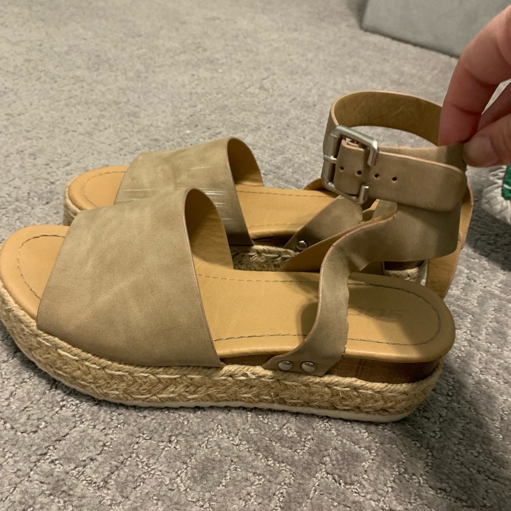 Soda Platform Wedges